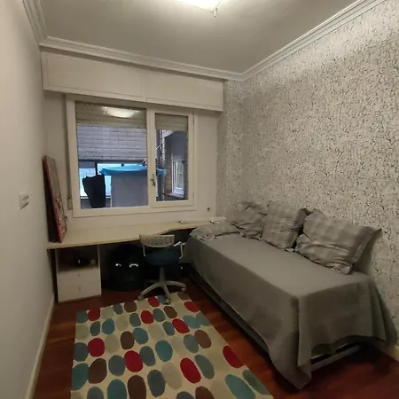 Amplio Piso En El Centro De * ビルバオ